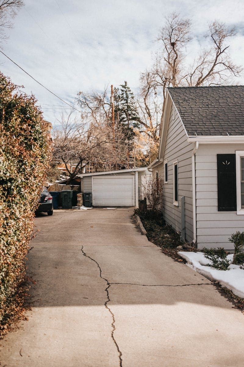 The Right Way to Clean a Tarmac Driveway